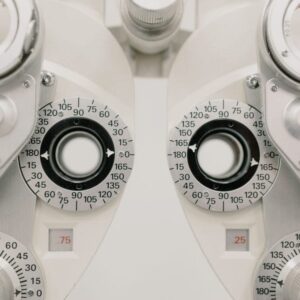 Equipamento oftálmico para exame de visão